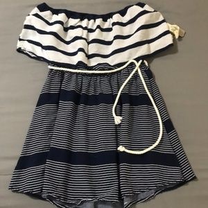 👗BUNDLE SALE👗Sleeveless Ruffled Shirt